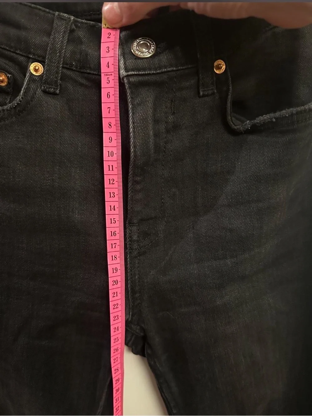 Zara Black Cropped Straight Jeans